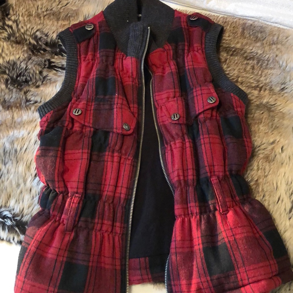 PLAID VEST